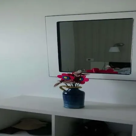 Apartment Puerto Del Carmen Sleeps 2 Pool Wifi